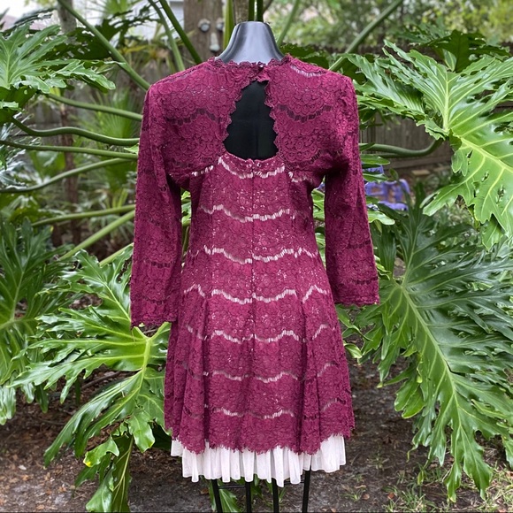 Trixxi Dresses & Skirts - TRIXXI Clothing Company Burgundy Wine Lace Dress. 3/4 sleeves , Juniors Large